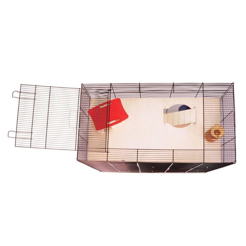 Multi-level pet cage