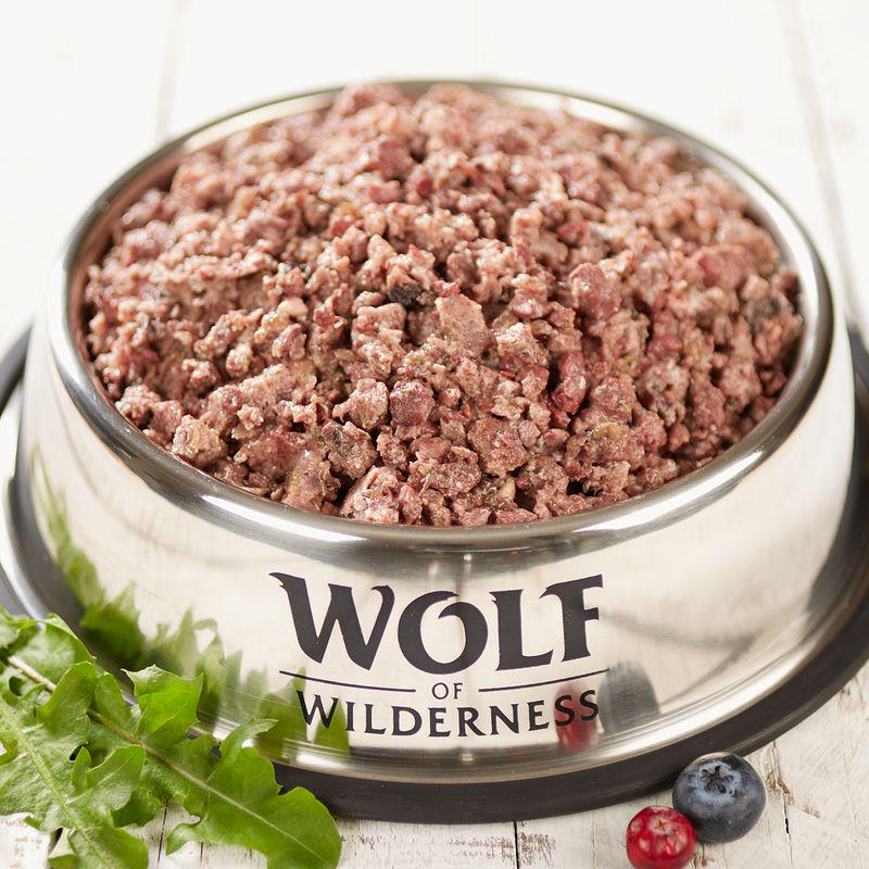Wolf adult wet food