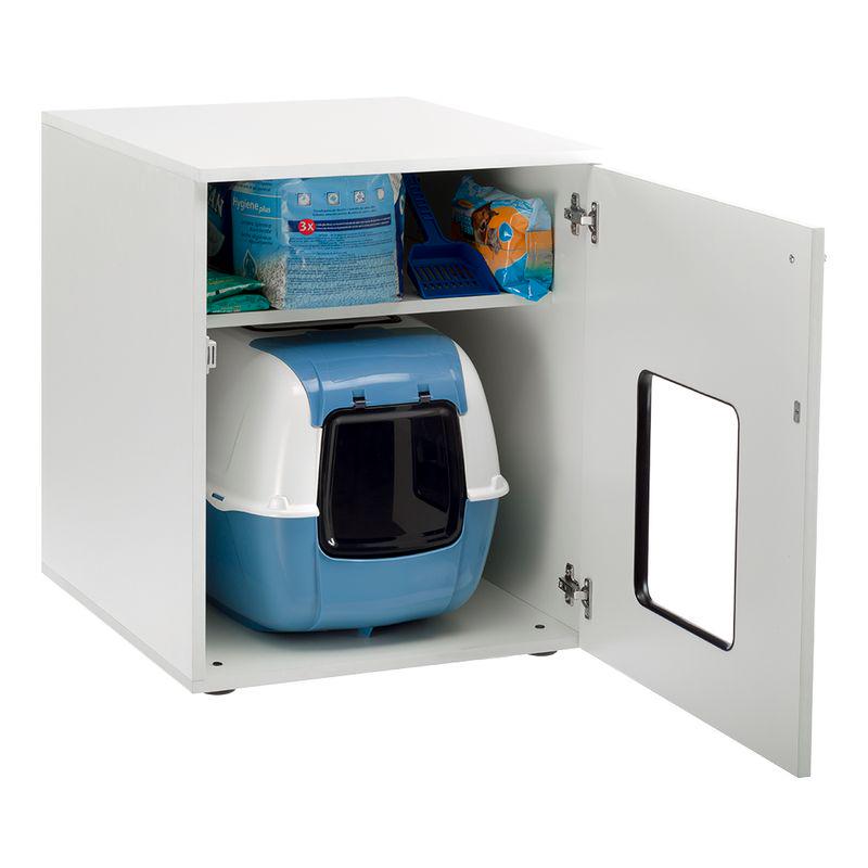 Enclosed cat furniture with door