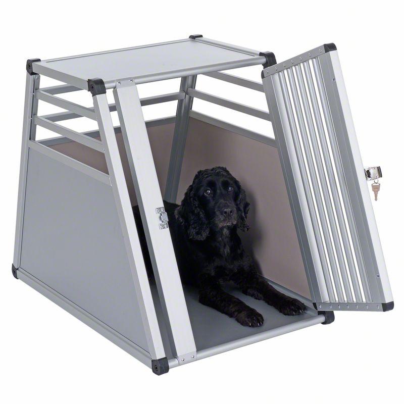 Dog carrier with airflow