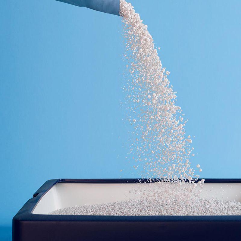 Catsan clumping litter