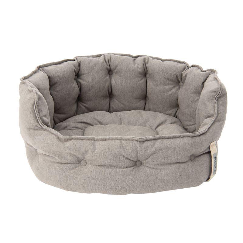 Cozy sustainable pet bed