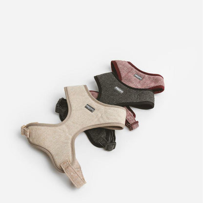 Machine washable harness

