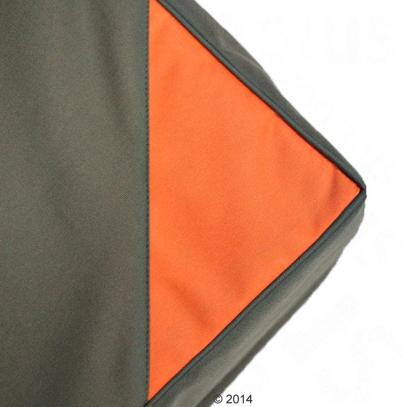 Outdoor Memory Foam Bed