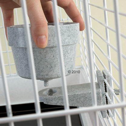 Robust plastic crock