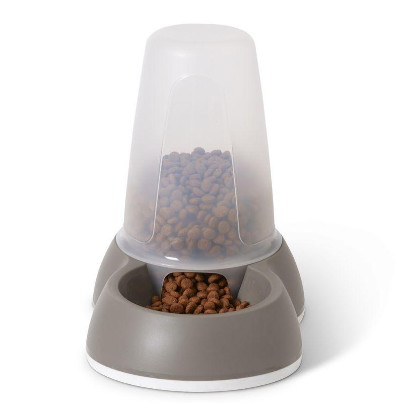 Dry food dispenser