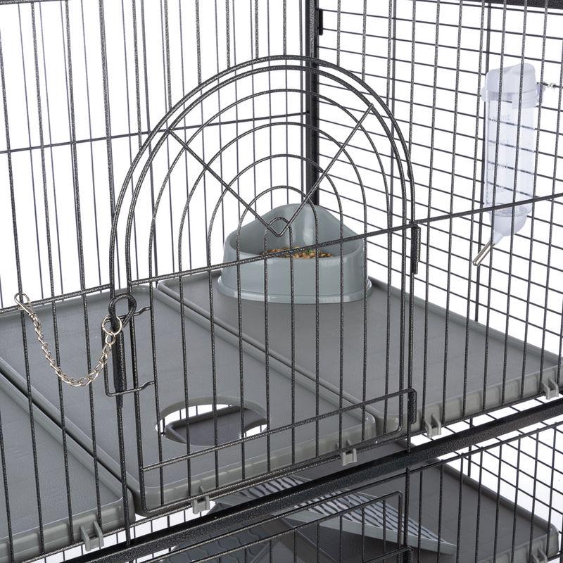 Villa cage with accessories