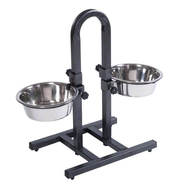 U-shape feeding station