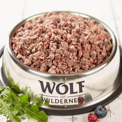 Wolf adult wet food