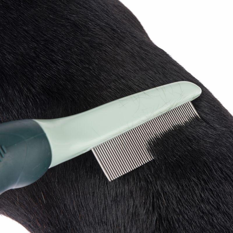 Ergonomic pet comb