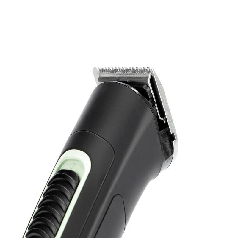Rechargeable battery clipper
